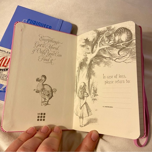 NWT Moleskine Alice in Wonderland Limited Edition Mini Notebooks - Picture 6 of 6